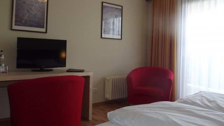 Standardzimmer - Hotel Zum Weissen Lamm