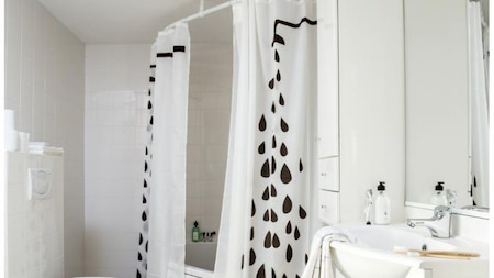 Badkamer - Rien van den Broeke Village