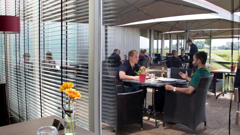Terras - Best Western Plus Hotel Aduard
