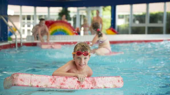 Hallenbad - Vakantiepark Mölke