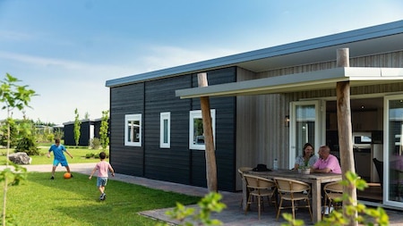 Außenansicht - Attractie- en Vakantiepark Slagharen
