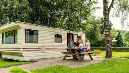 Außenansicht - Attractie- en Vakantiepark Slagharen